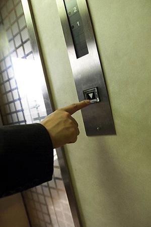 雨漏り修理用の補修剤選びについて